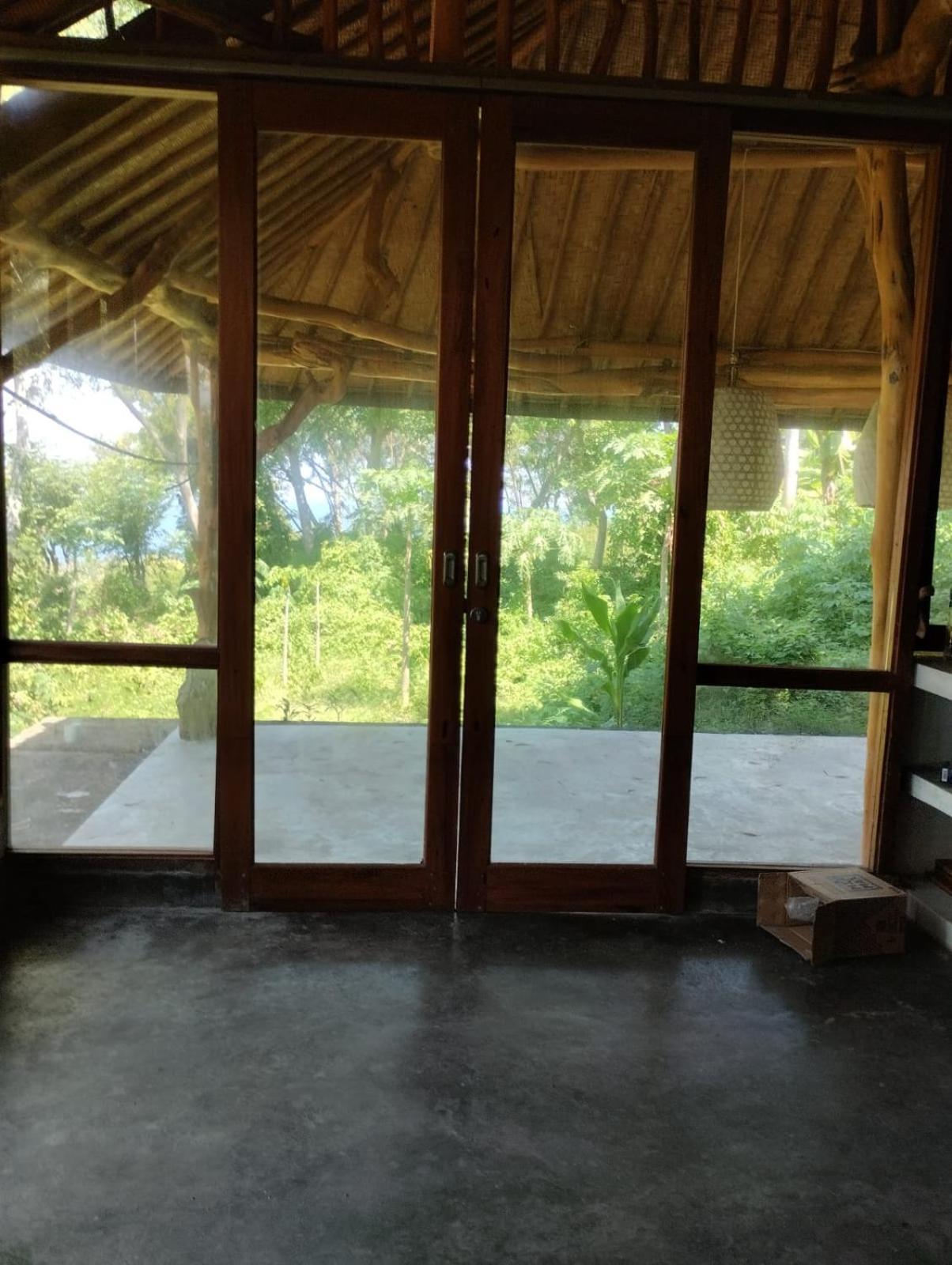 Yoga Bale House Hotel การางาเซ็ม ภายนอก รูปภาพ