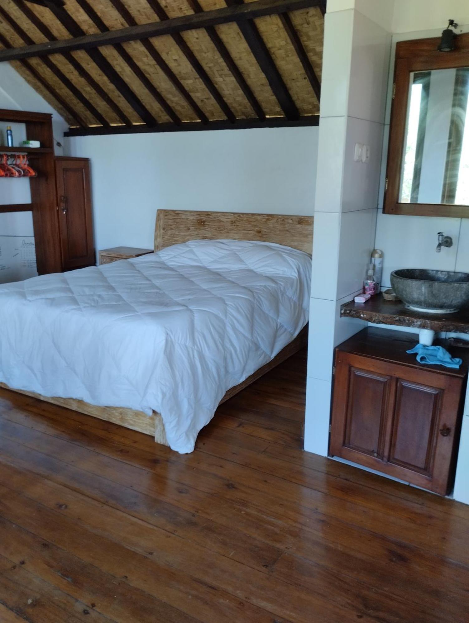 Yoga Bale House Hotel การางาเซ็ม ภายนอก รูปภาพ